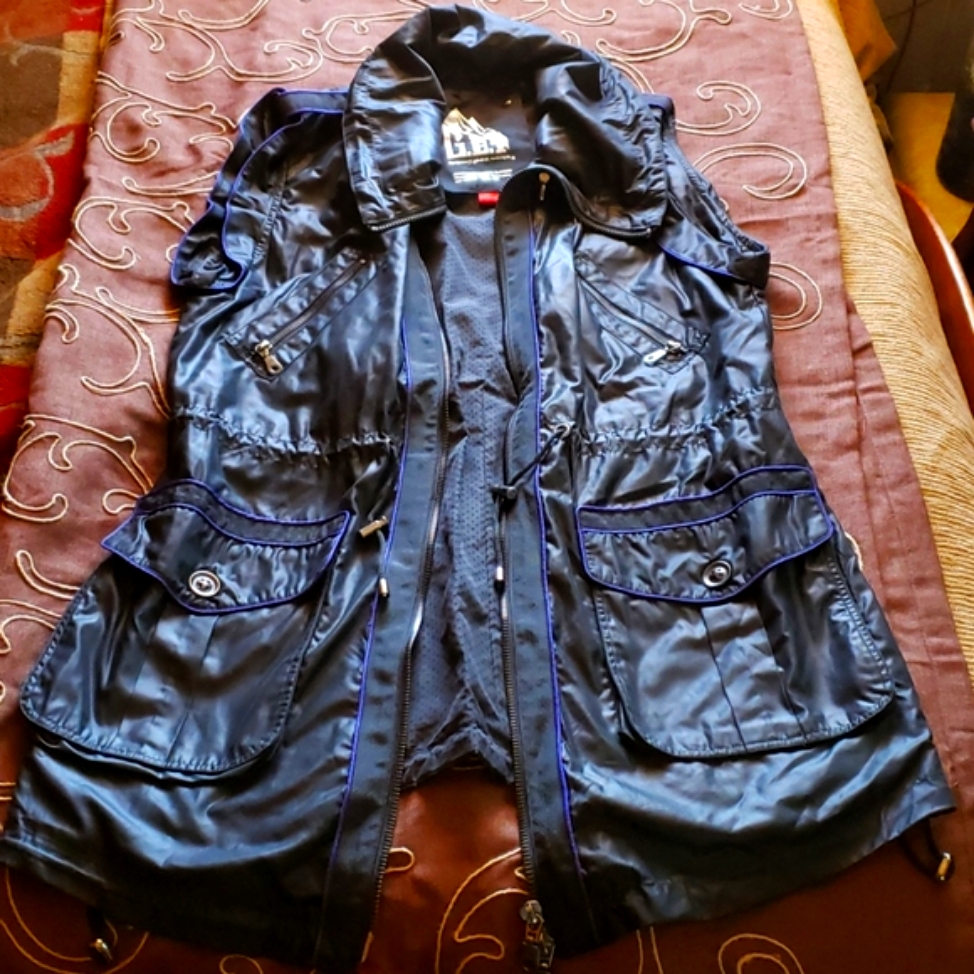 Outerware Vest